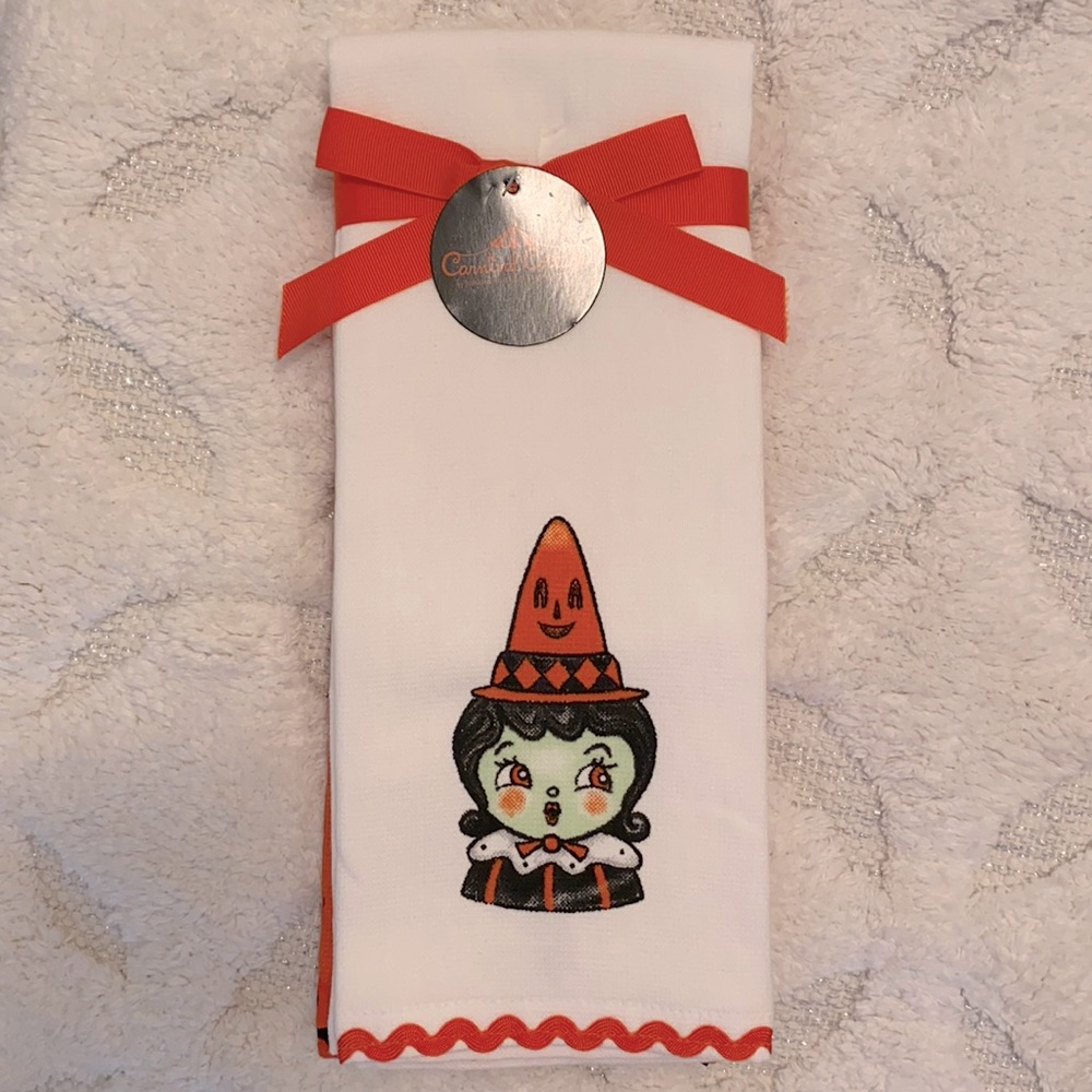 🎪Carnival Cottage Candy Witch & Stars Towels